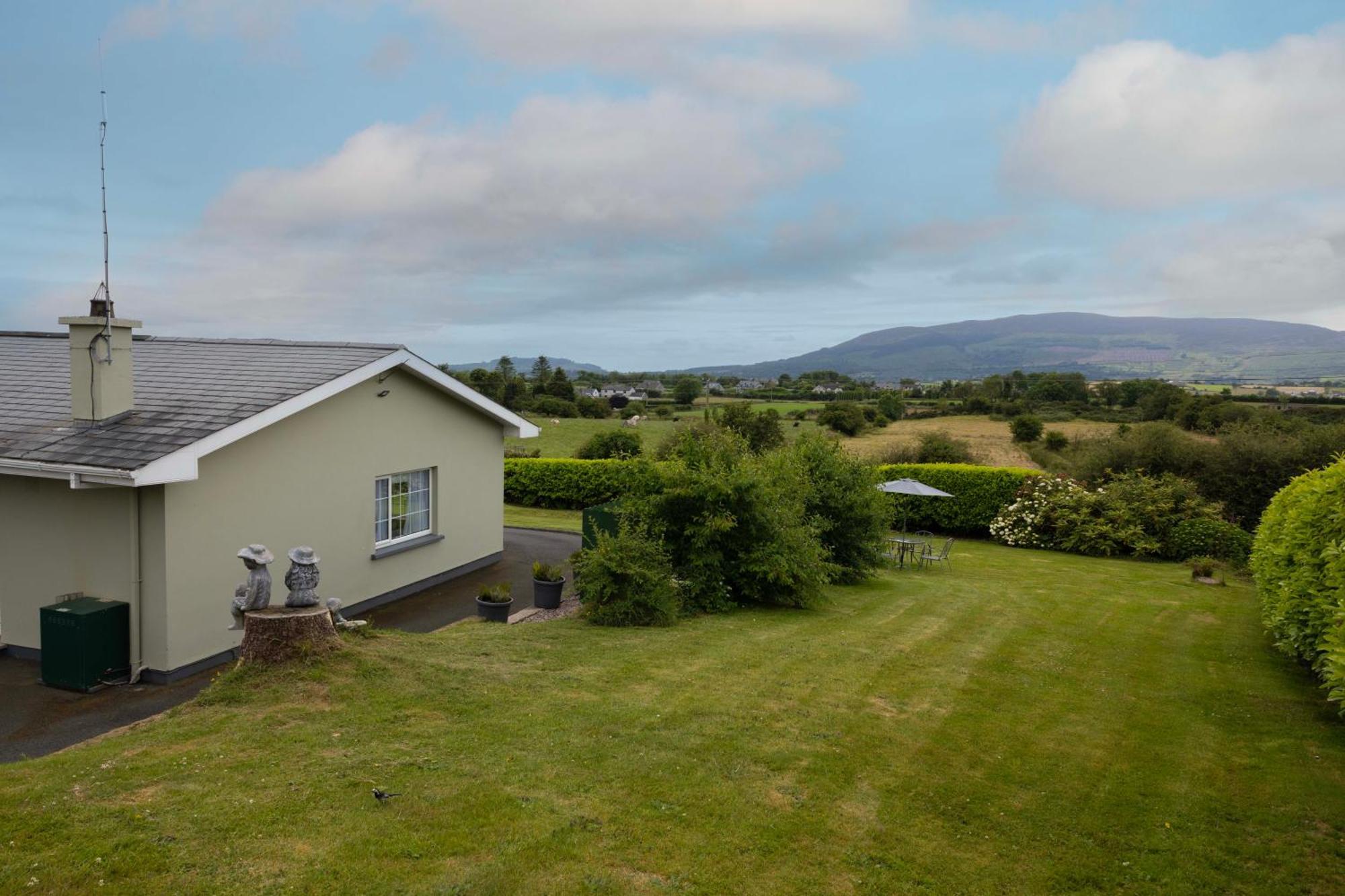 Mountain Nest At The Foot Of Slieve Gullion Cloghoge Exterior foto
